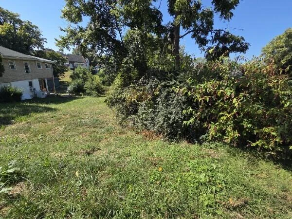 1624 Gilmer AVE - Photo 2