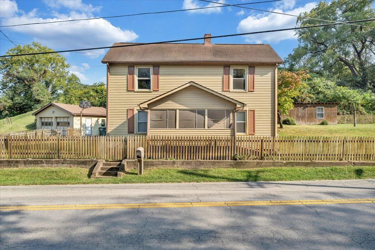 1494 Riverside DR - Photo 42