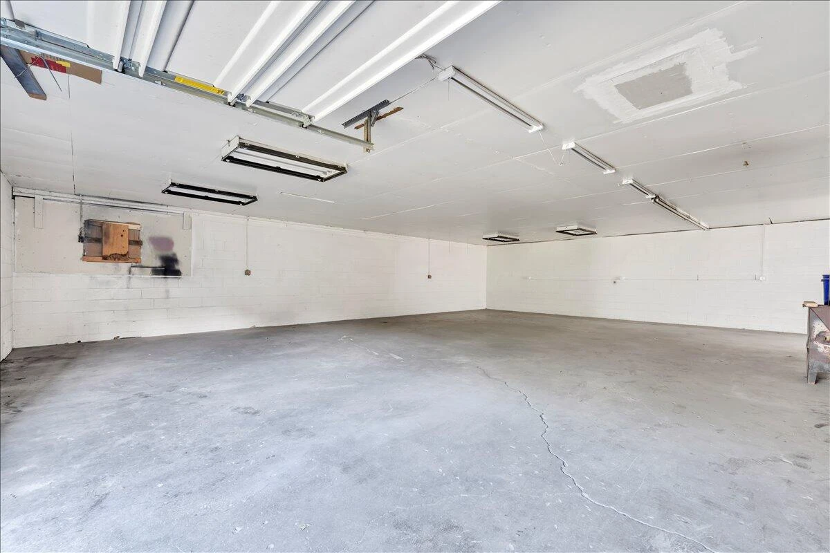 3121 Plantation RD - Photo 17