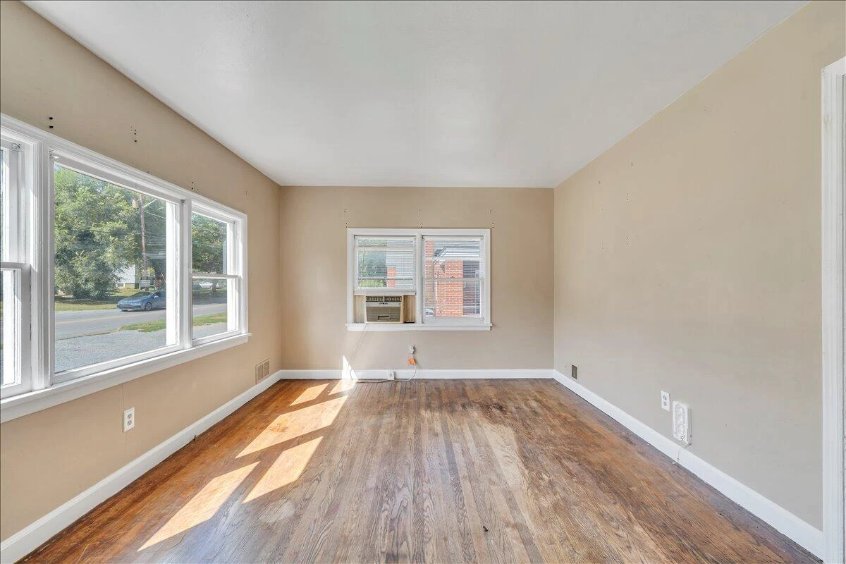 3121 Plantation RD - Photo 21