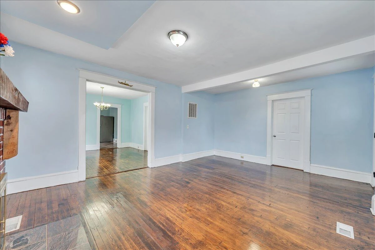 811 RUTHERFORD AVE - Photo 16