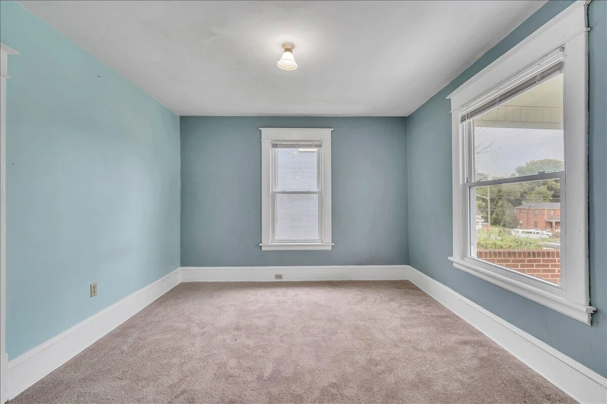 811 RUTHERFORD AVE - Photo 22