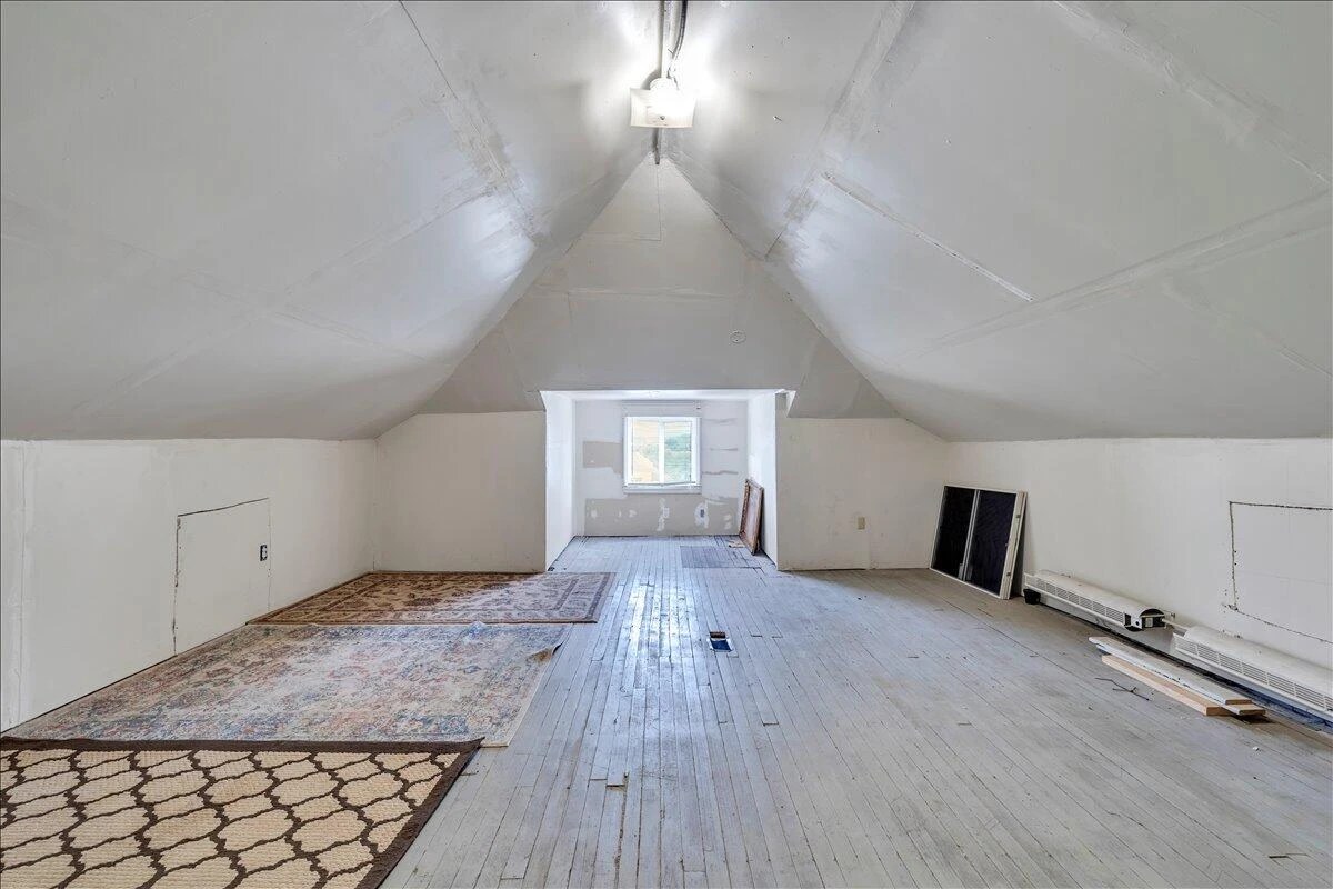 811 RUTHERFORD AVE - Photo 30