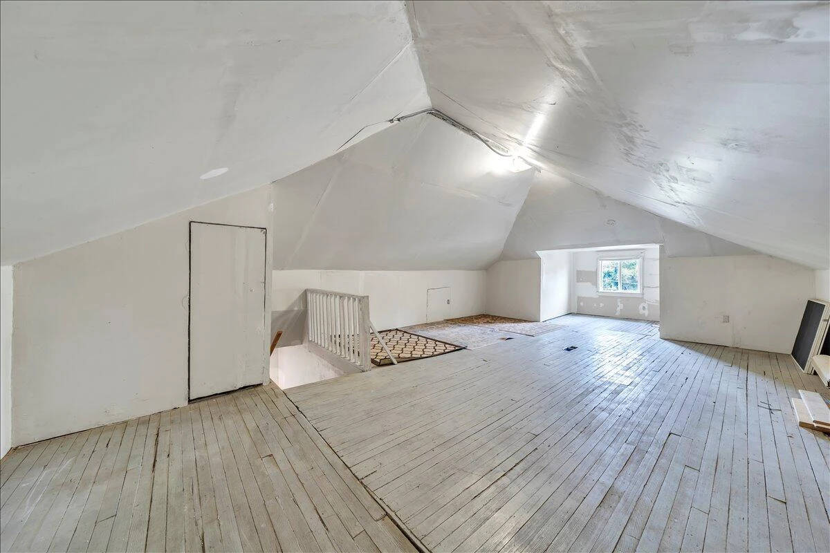 811 RUTHERFORD AVE - Photo 33