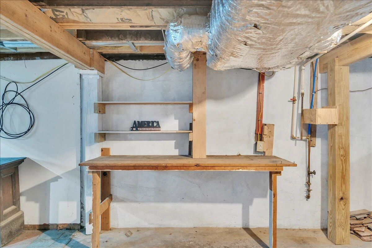 811 RUTHERFORD AVE - Photo 36