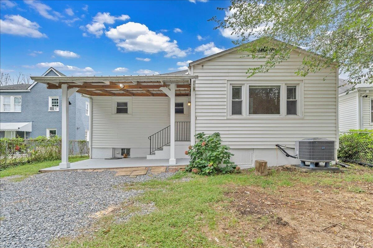 811 RUTHERFORD AVE - Photo 38
