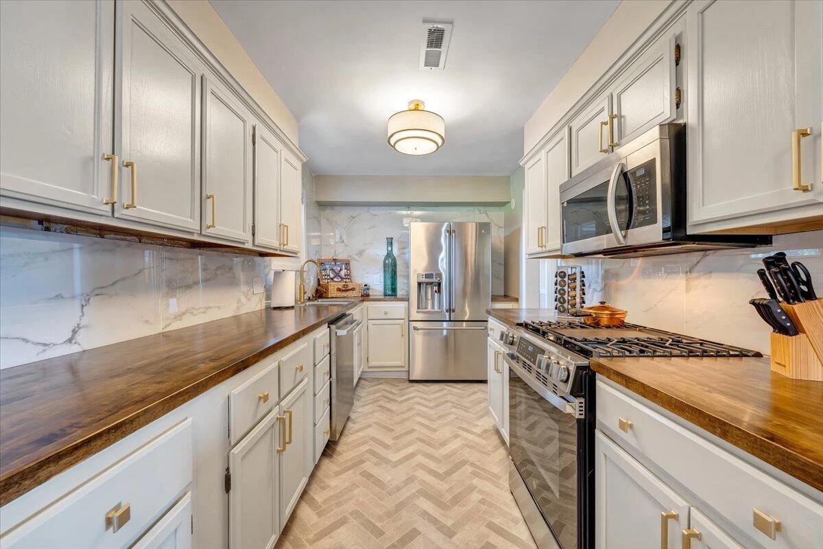 227 Maplelawn AVE - Photo 17