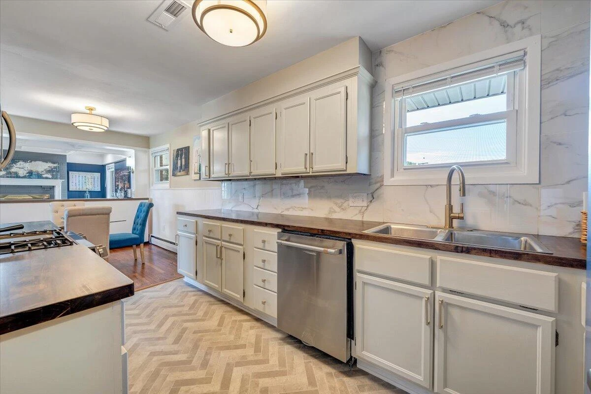 227 Maplelawn AVE - Photo 20