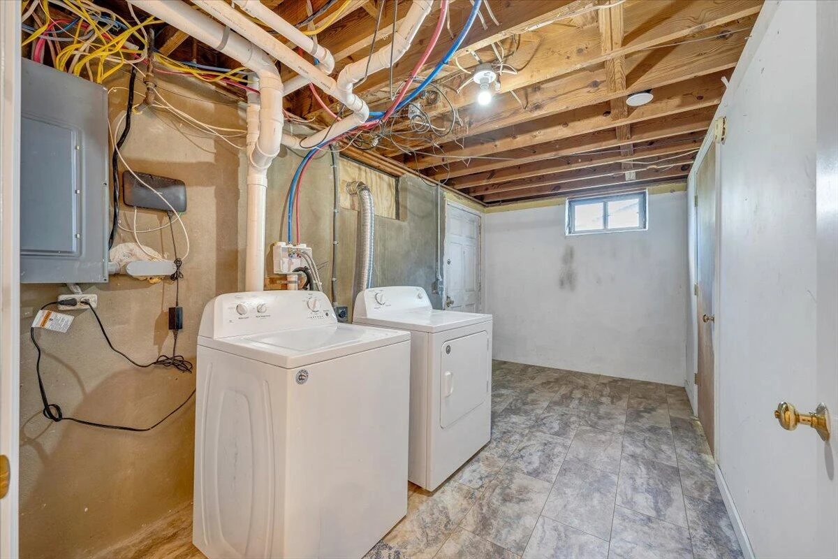 227 Maplelawn AVE - Photo 44