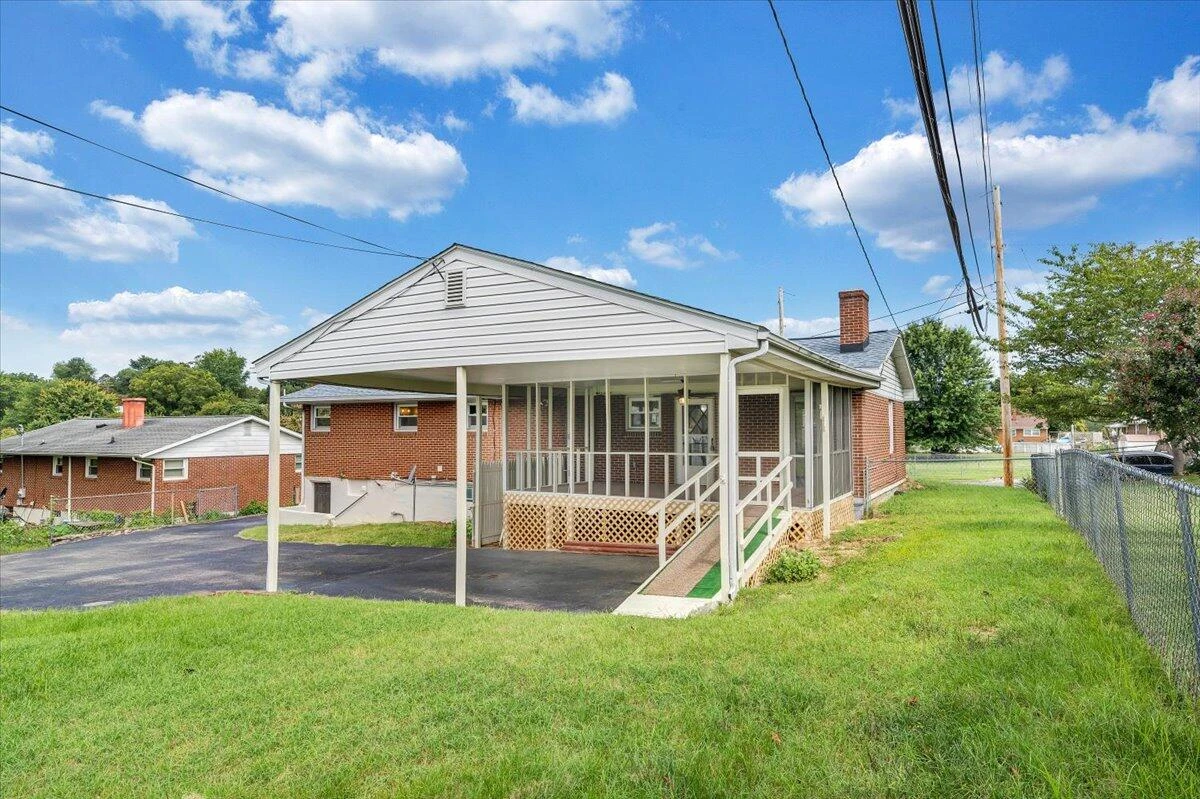 227 Maplelawn AVE - Photo 54