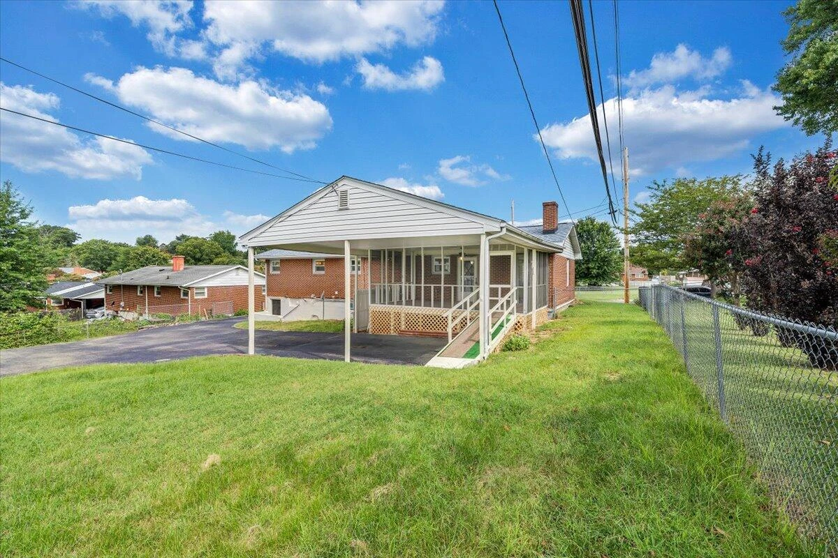 227 Maplelawn AVE - Photo 55