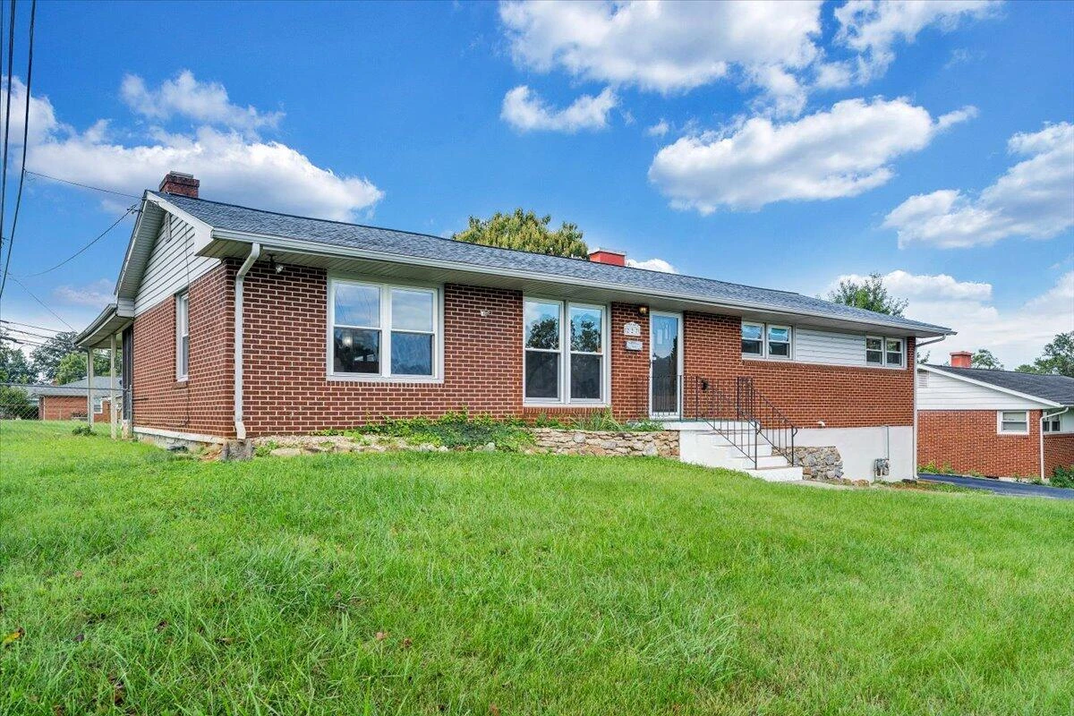 227 Maplelawn AVE - Photo 68