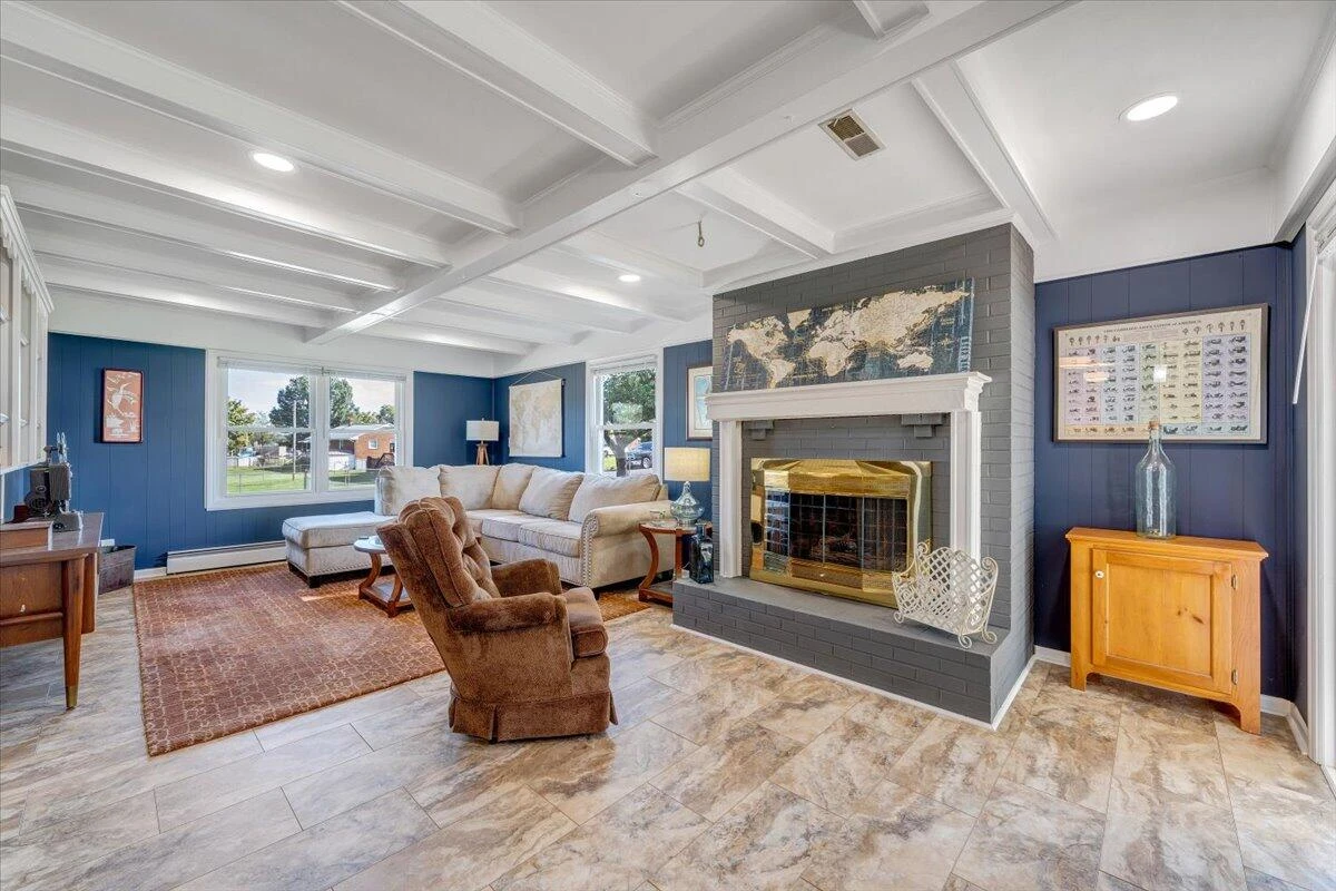 227 Maplelawn AVE - Photo 7