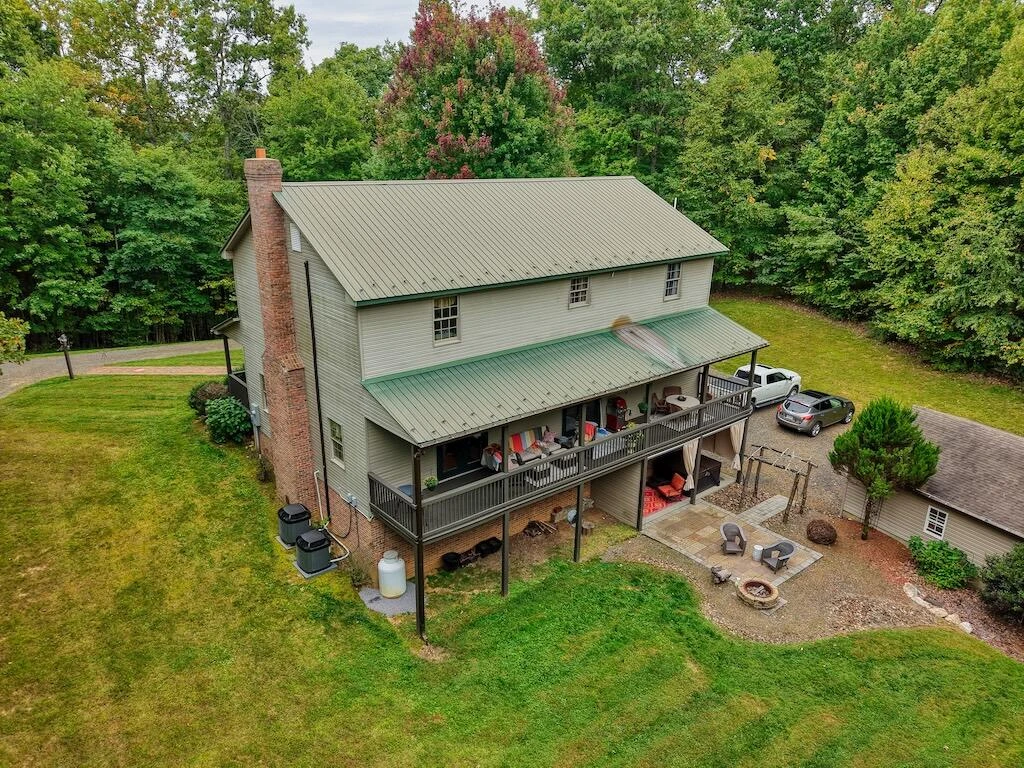 1705 Barberry RD - Photo 5