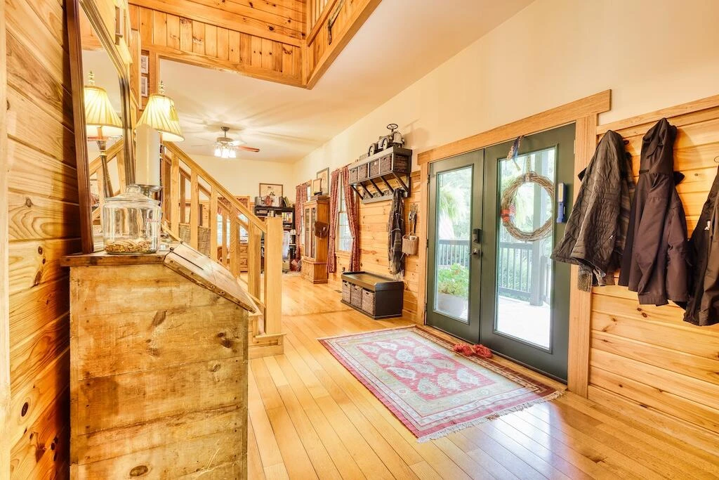 1705 Barberry RD - Photo 6