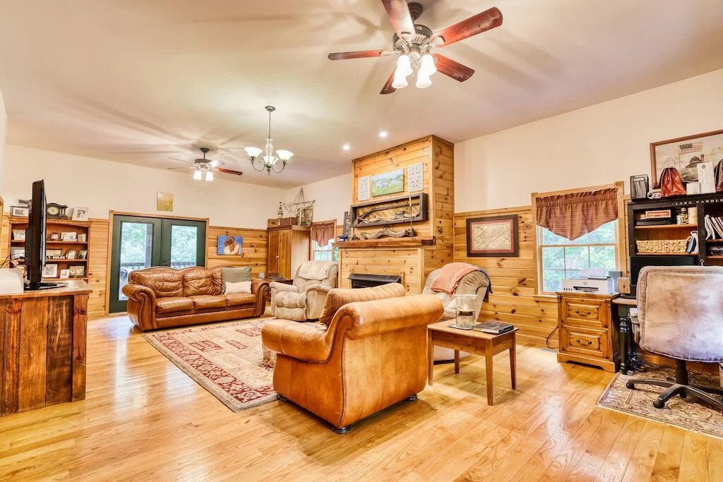 1705 Barberry RD - Photo 7