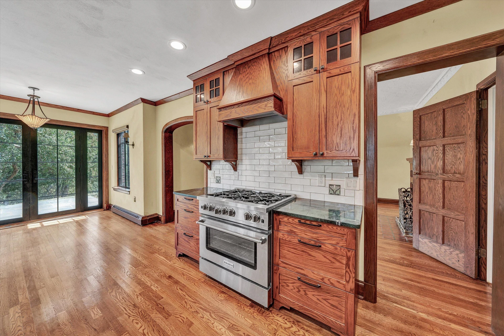 2752 Jefferson ST - Photo 23
