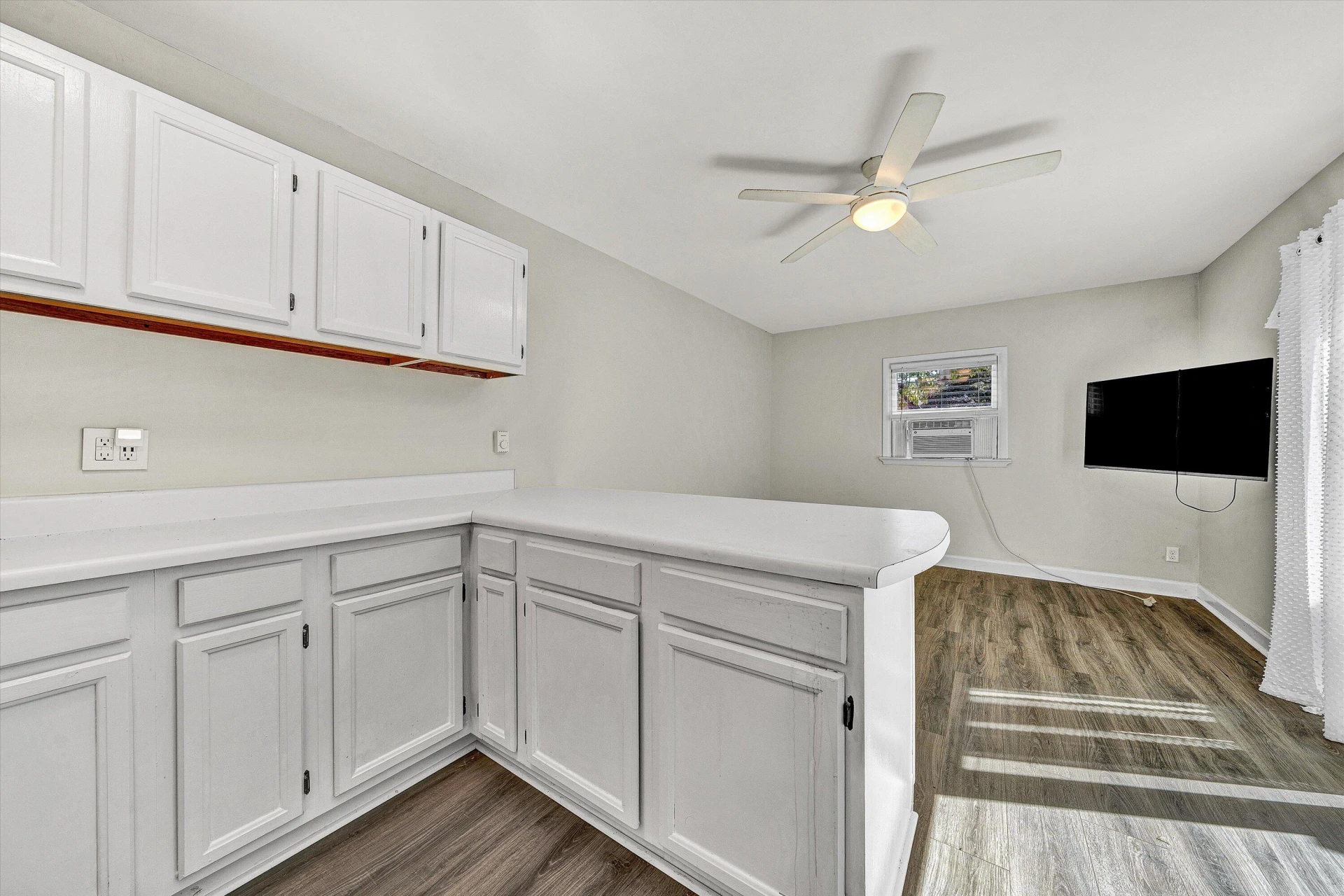 2752 Jefferson ST - Photo 59
