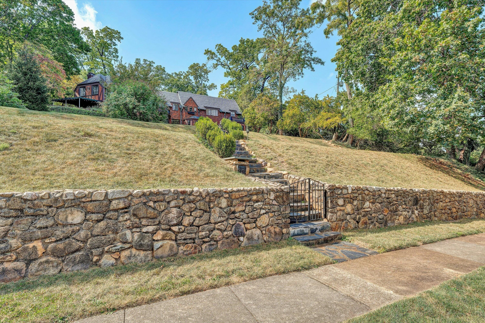 2752 Jefferson ST - Photo 68