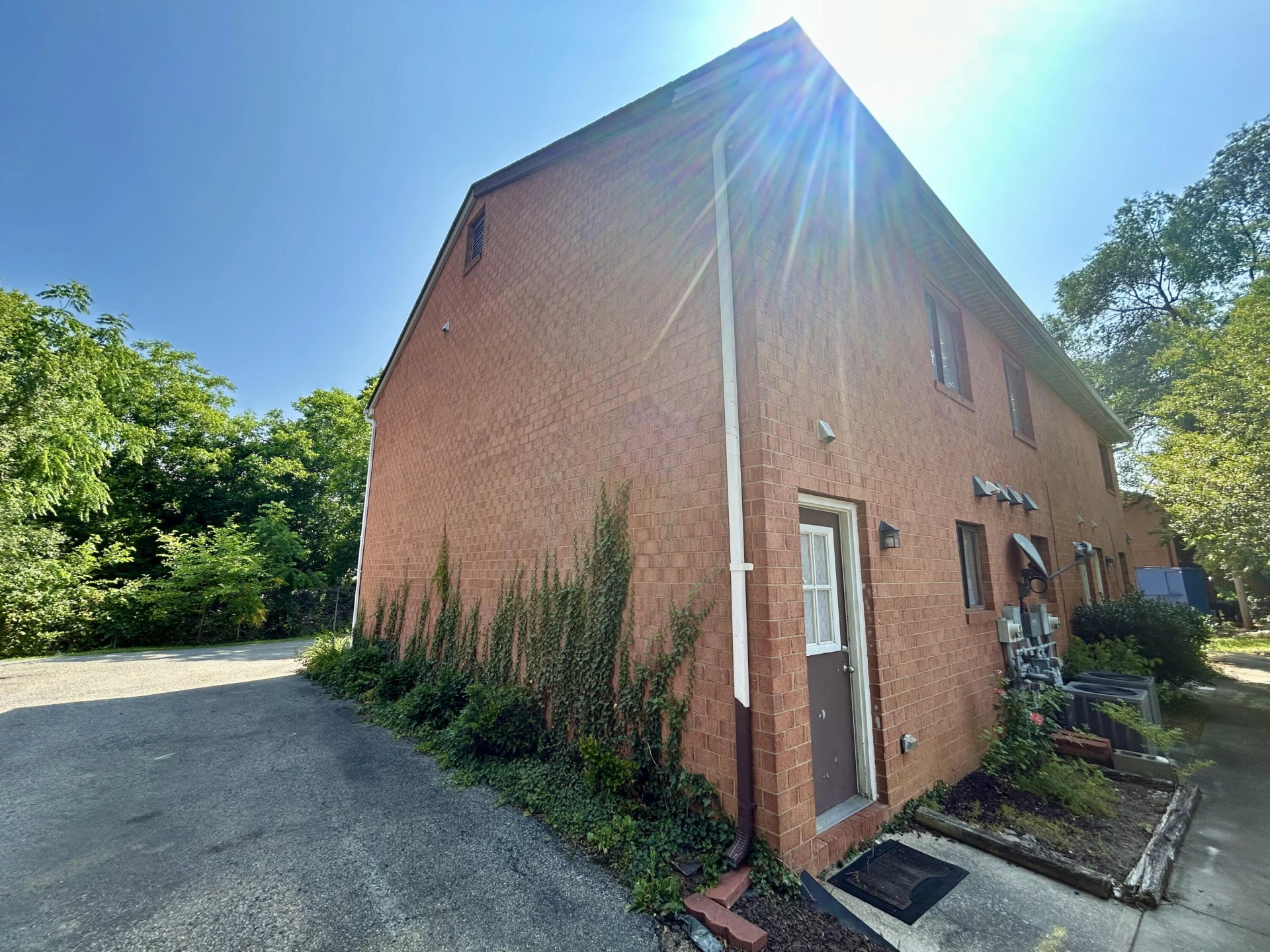 106 Lee AVE - Photo 16