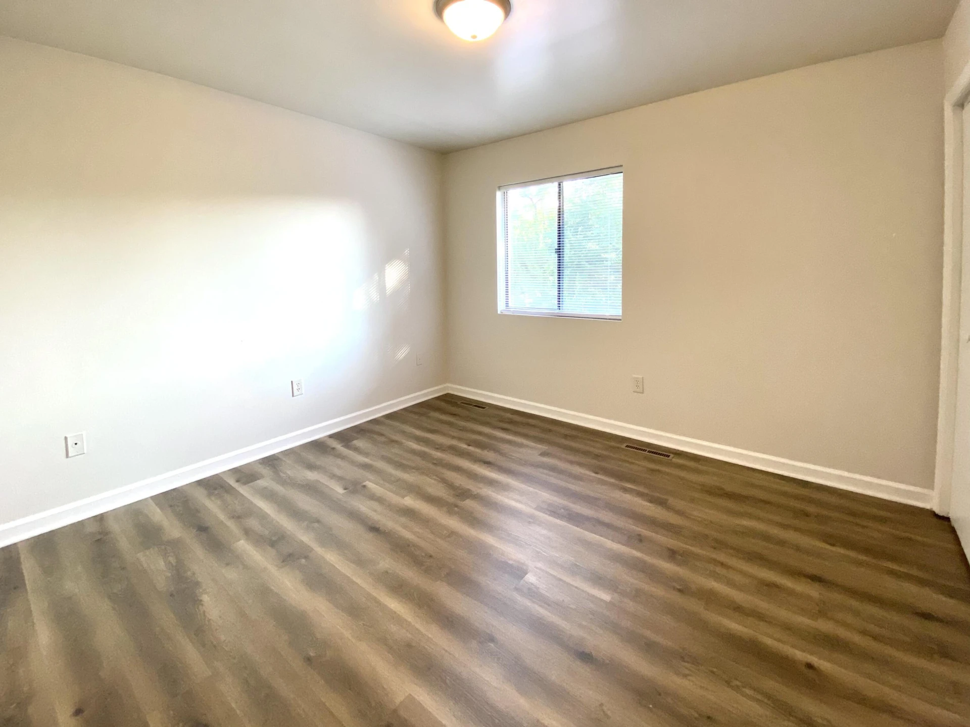 106 Lee AVE - Photo 25