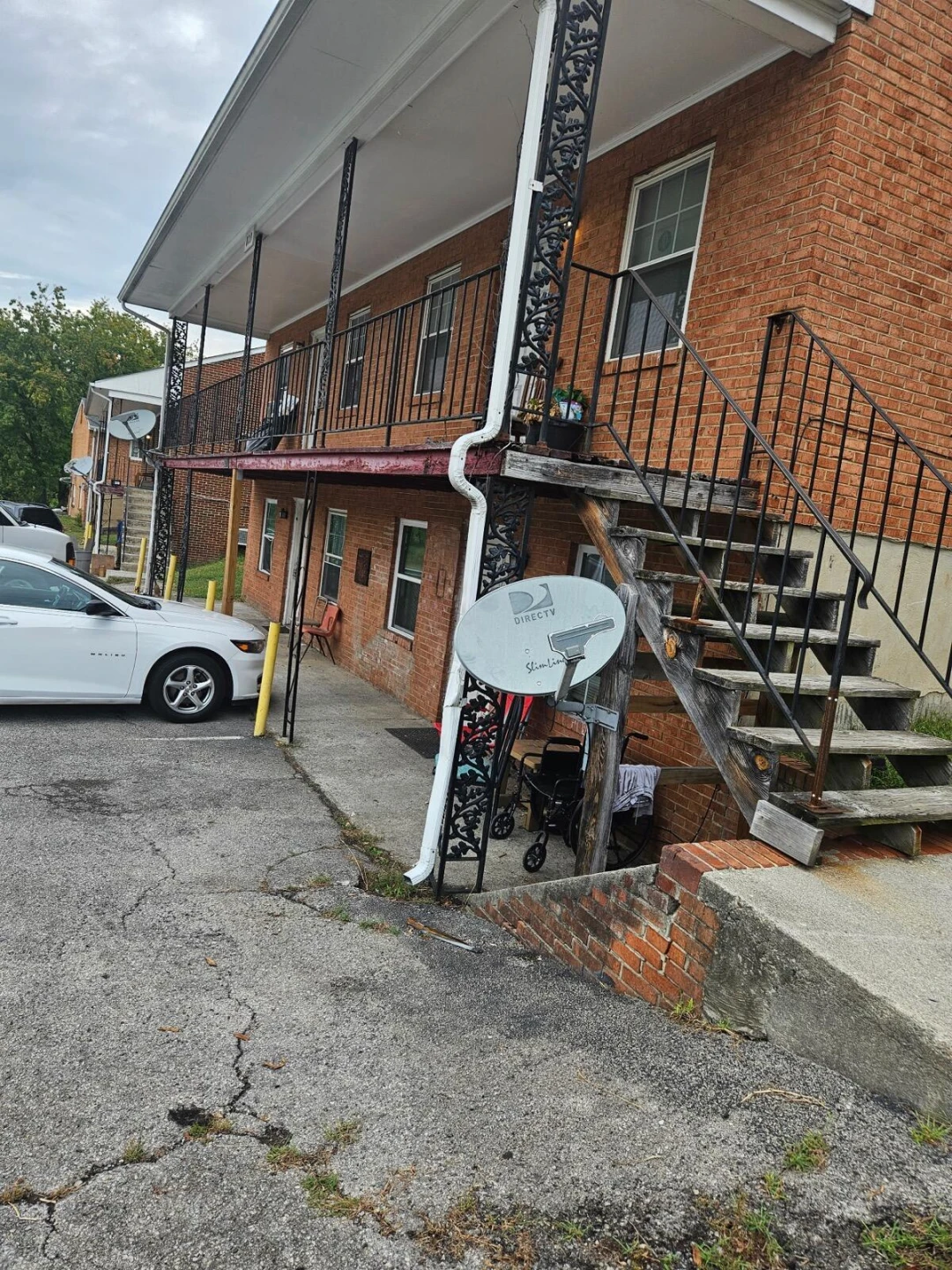 829 Westside BLVD - Photo 3