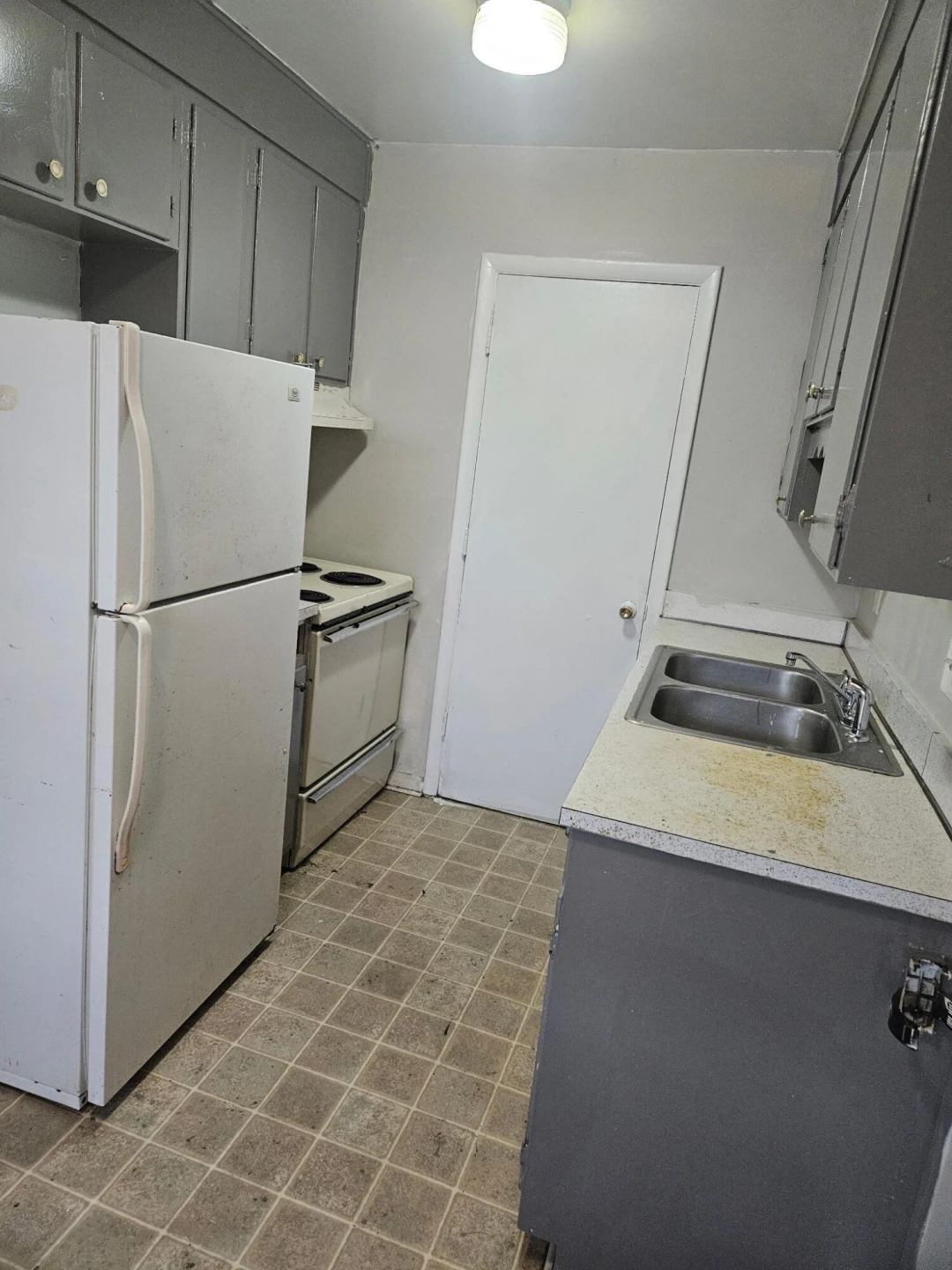 829 Westside BLVD - Photo 4