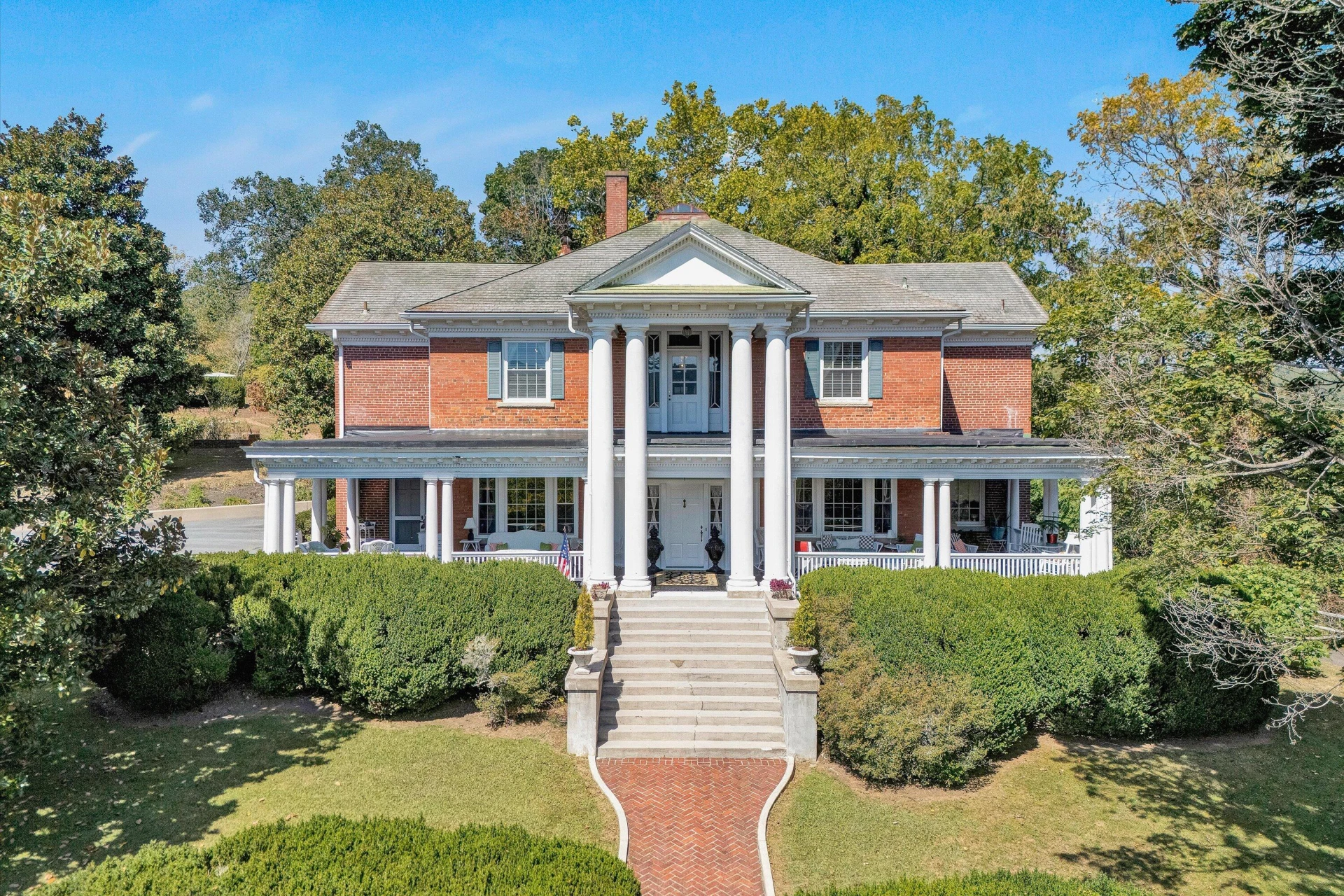 1100 Mccormick BLVD