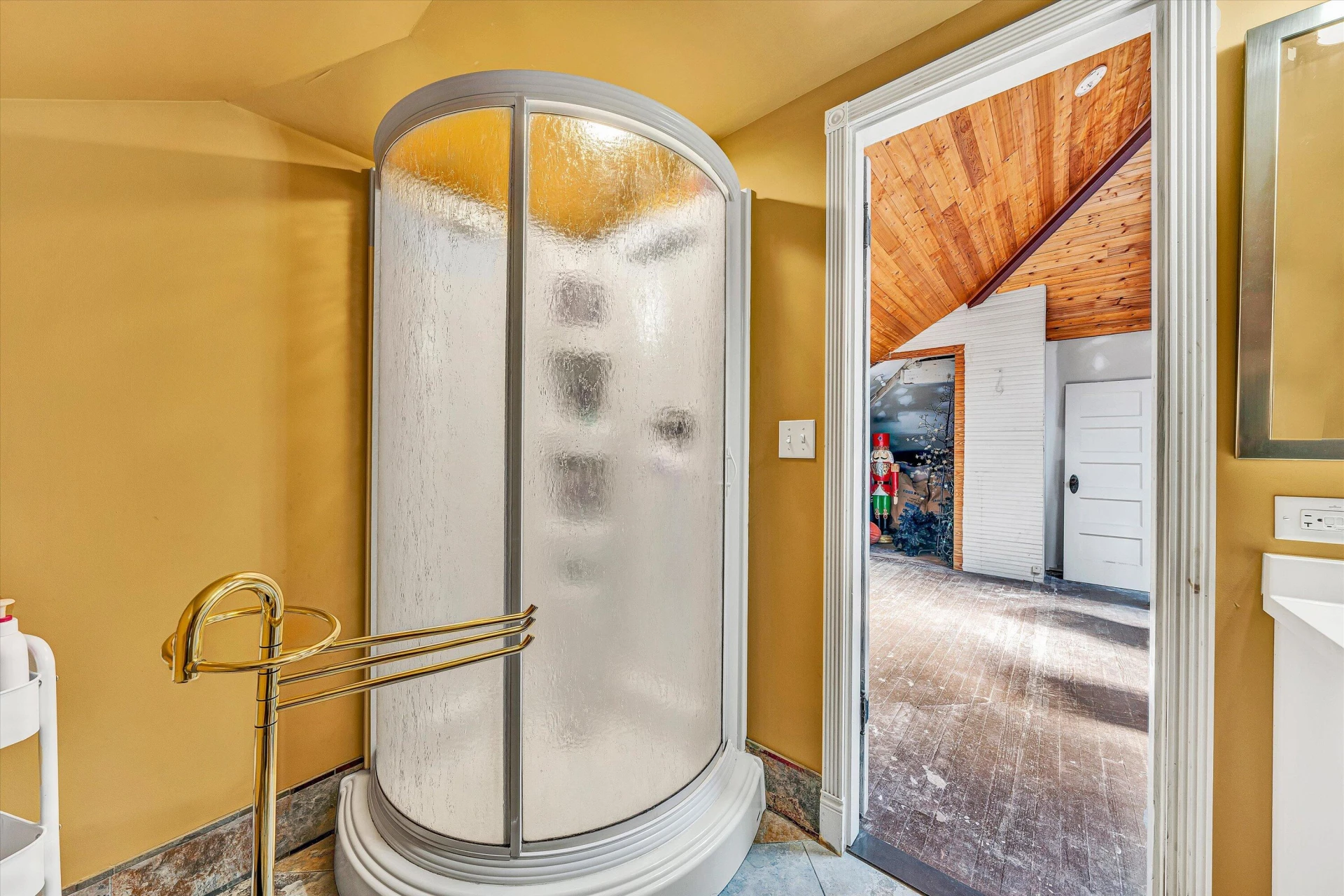 1100 Mccormick BLVD - Photo 58