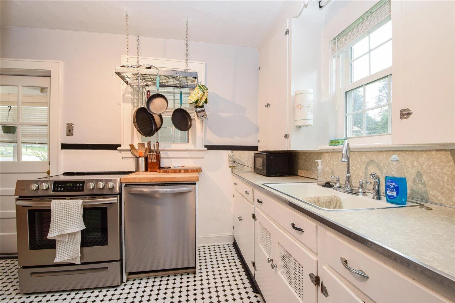 4124 Vermont AVE - Photo 10