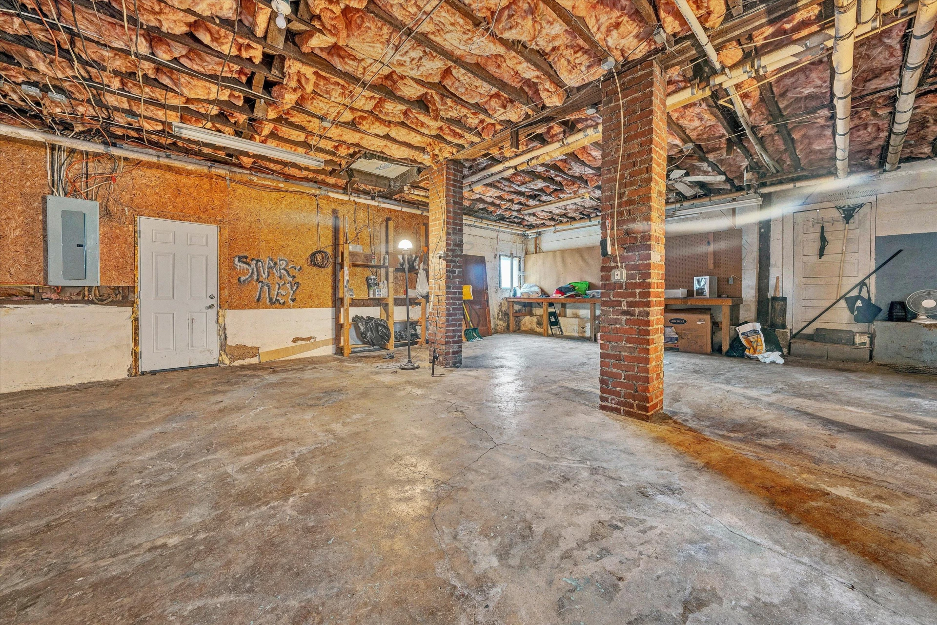 2023 Berkley AVE - Photo 38