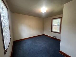 208 Wentworth AVE - Photo 21