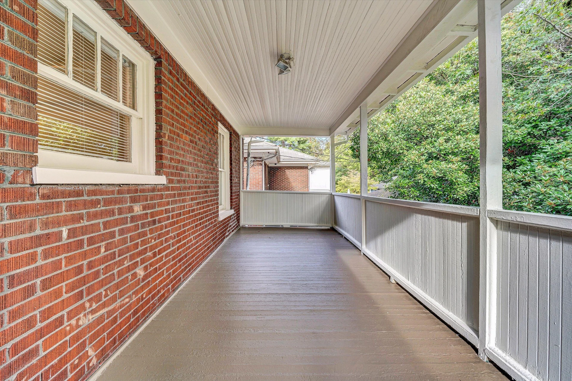1506 Maple AVE - Photo 27