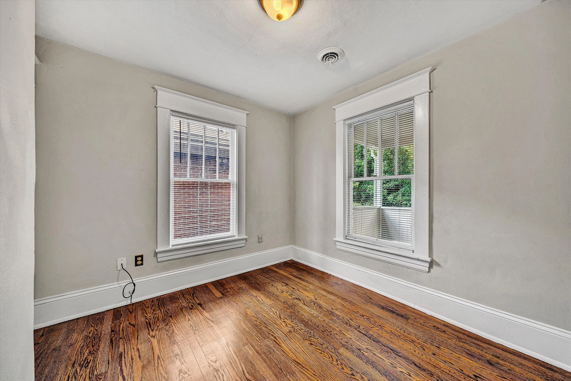 1506 Maple AVE - Photo 30