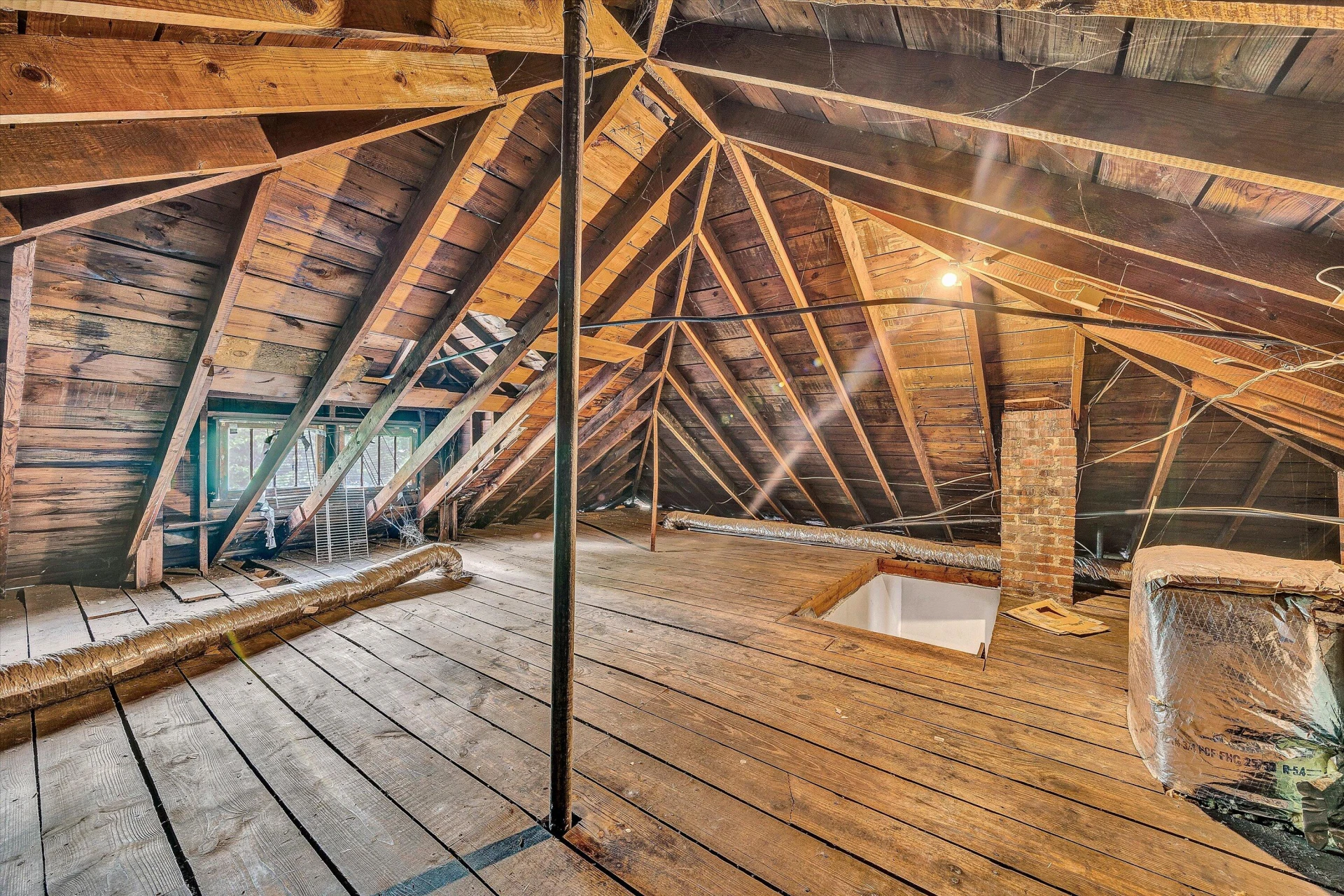 1506 Maple AVE - Photo 33
