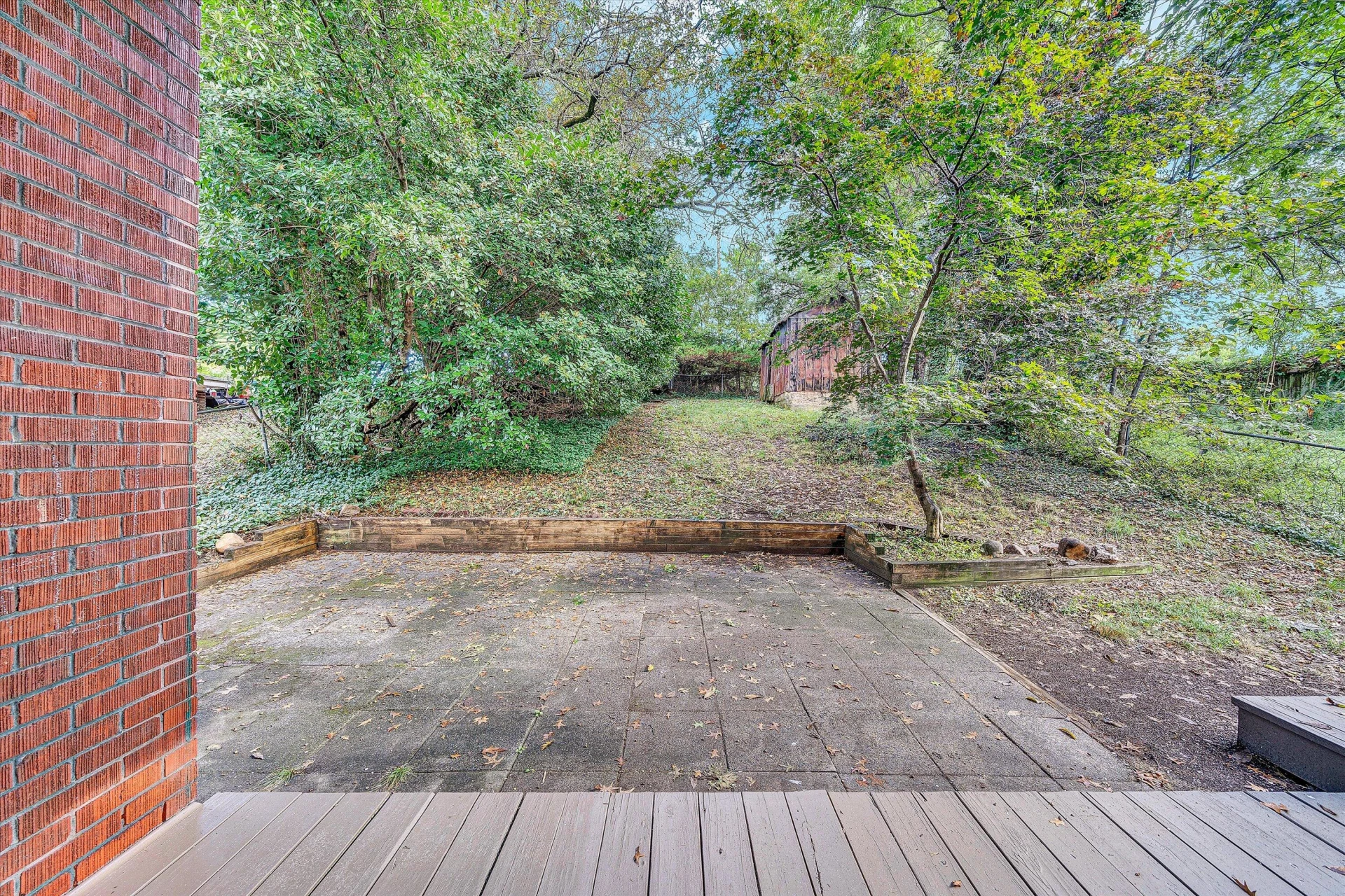 1506 Maple AVE - Photo 38