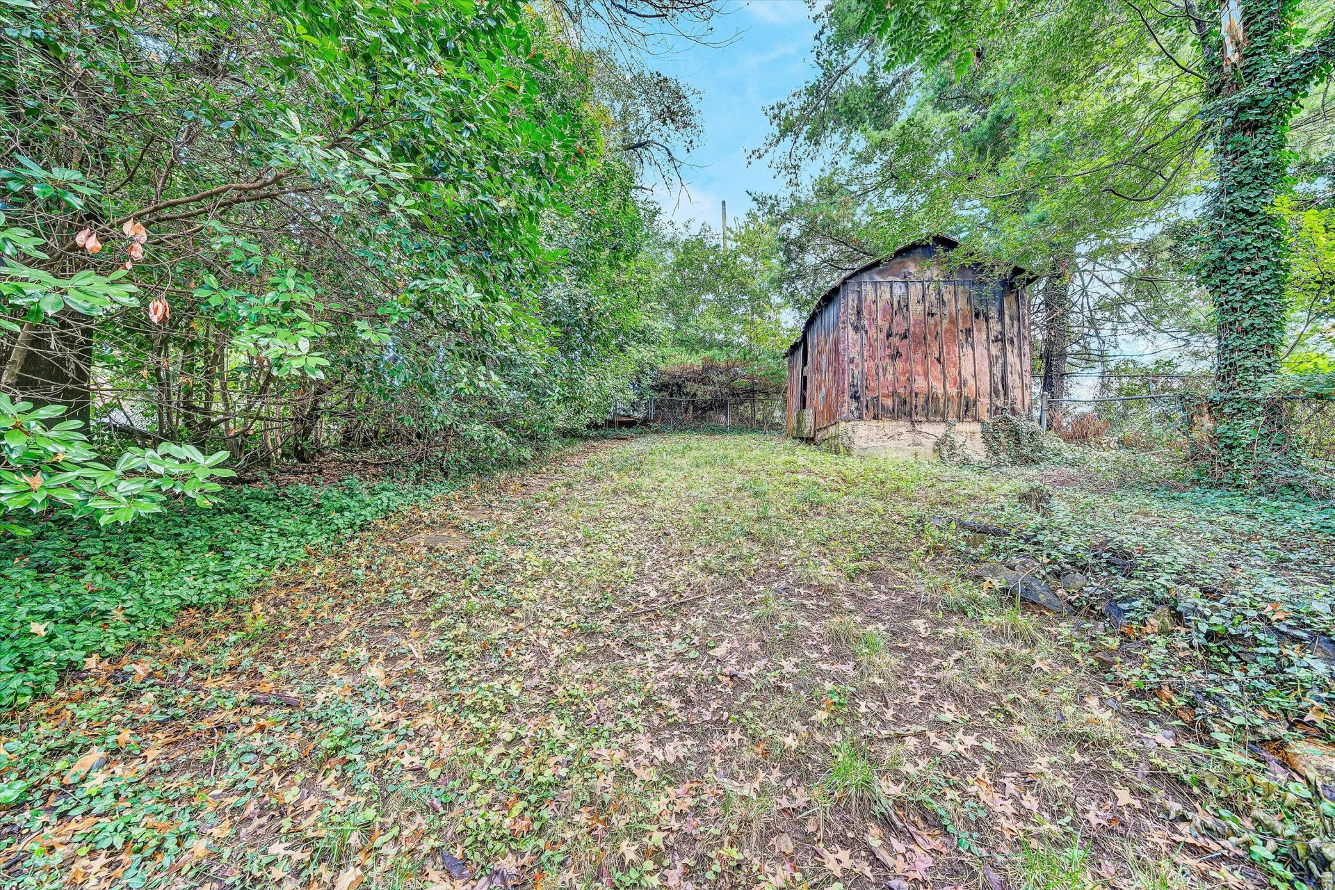 1506 Maple AVE - Photo 39