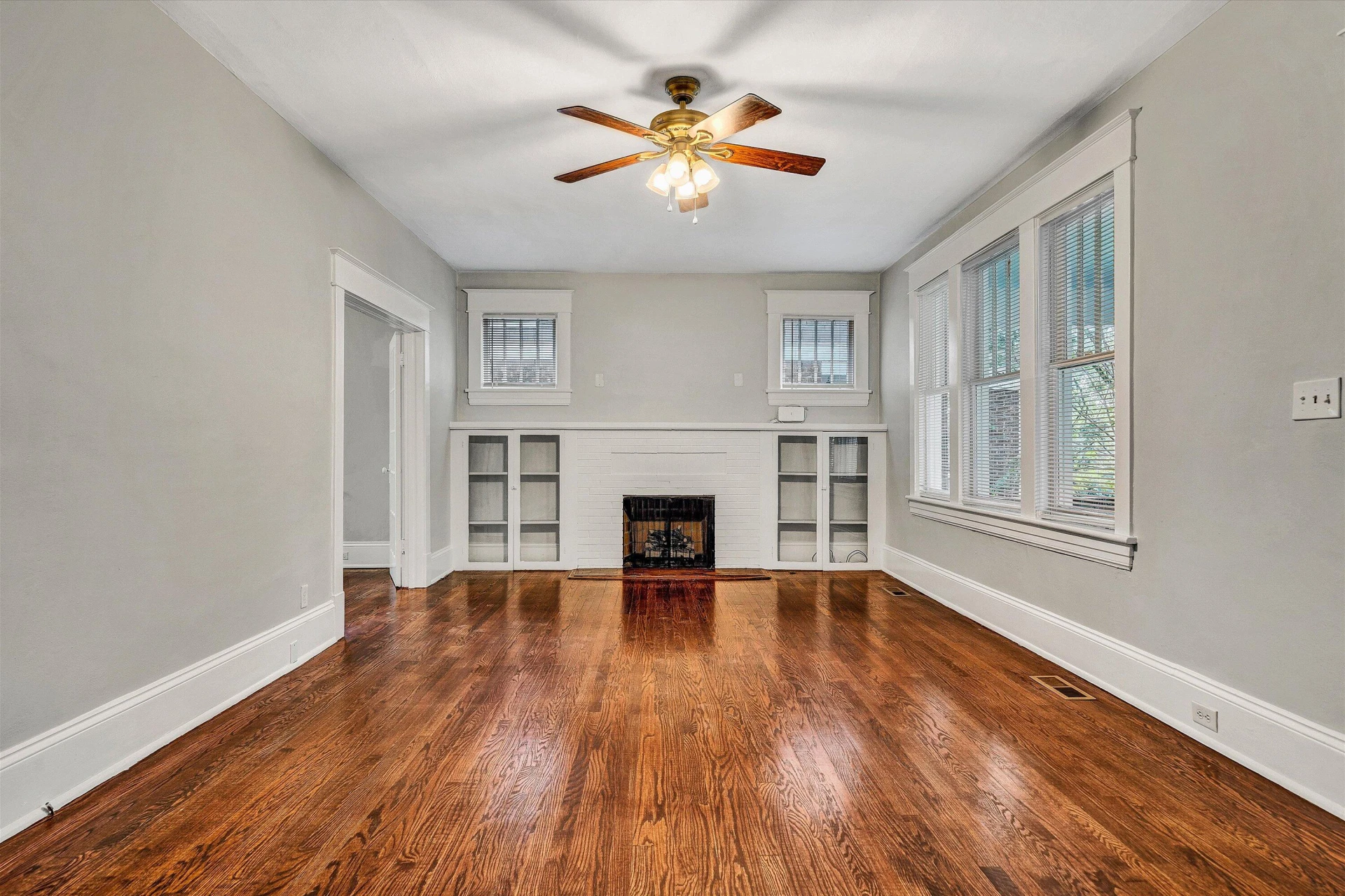 1506 Maple AVE - Photo 9