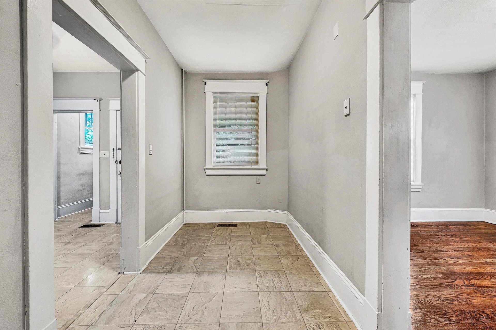 1506 Maple AVE - Photo 13
