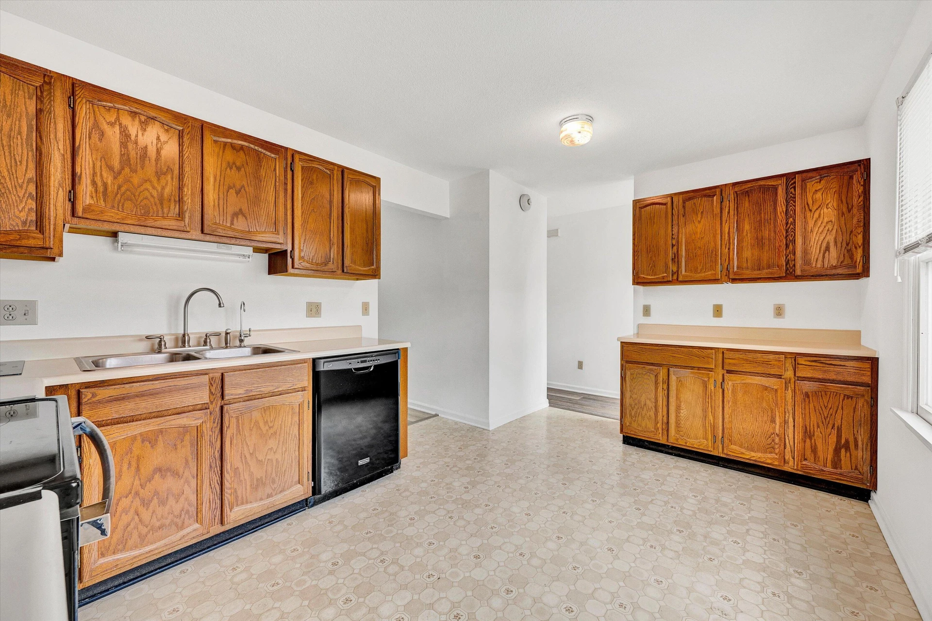 100 Franklin Parke CT - Photo 10