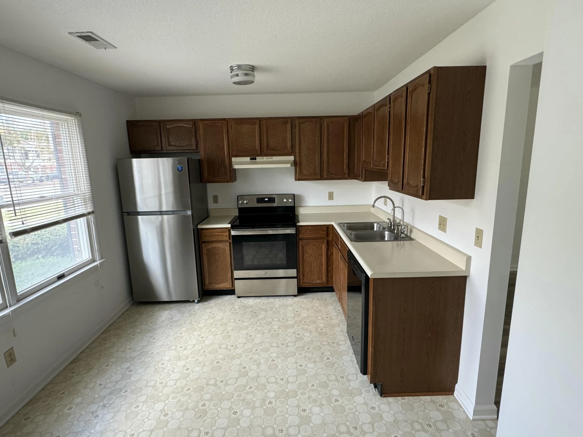 100 Franklin Parke CT - Photo 12