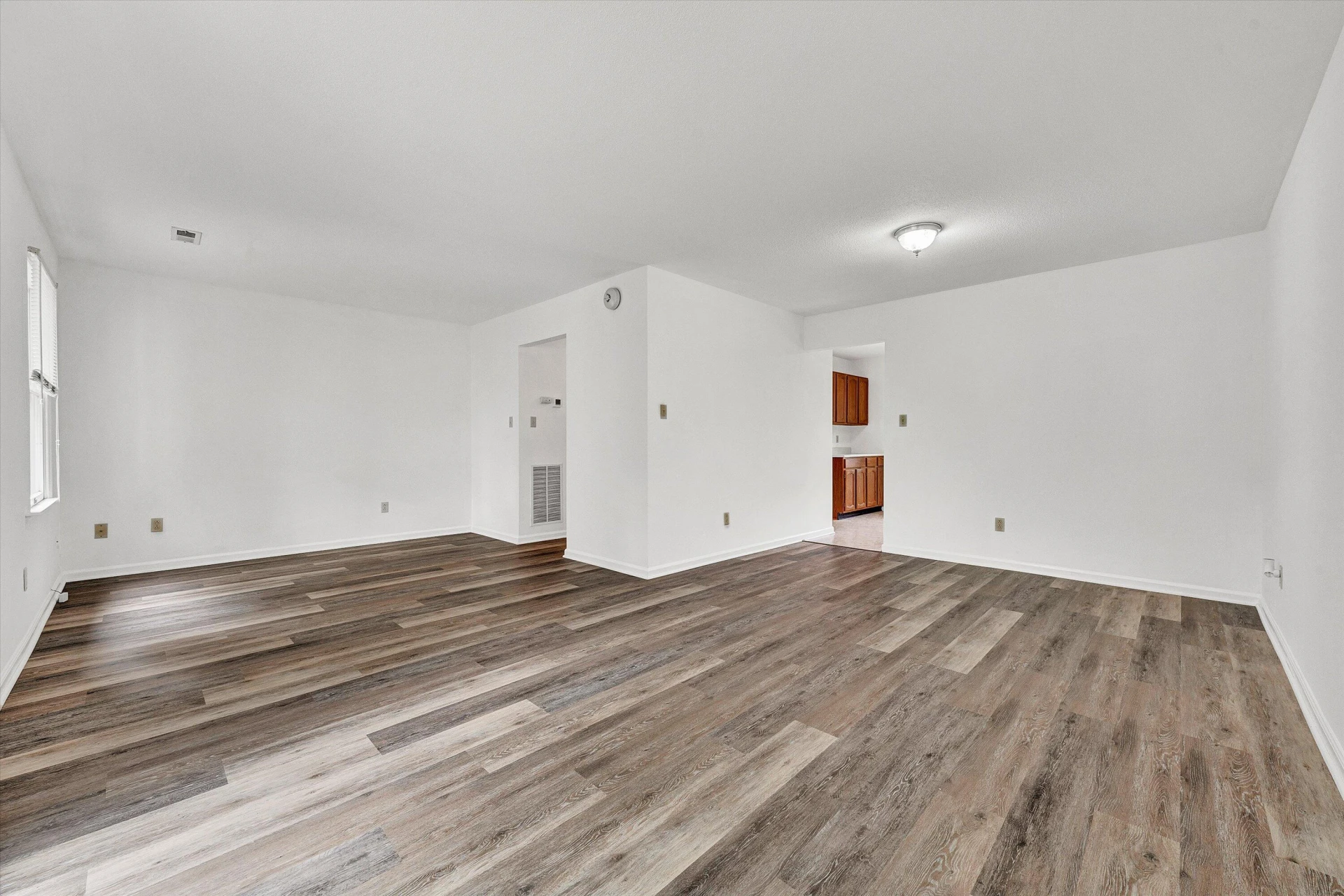 100 Franklin Parke CT - Photo 3