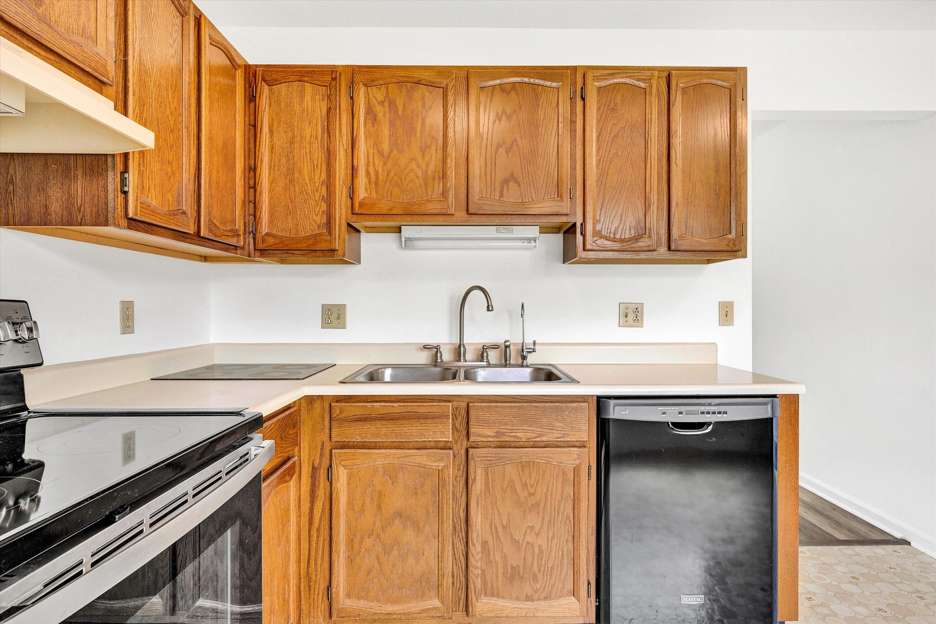 100 Franklin Parke CT - Photo 9