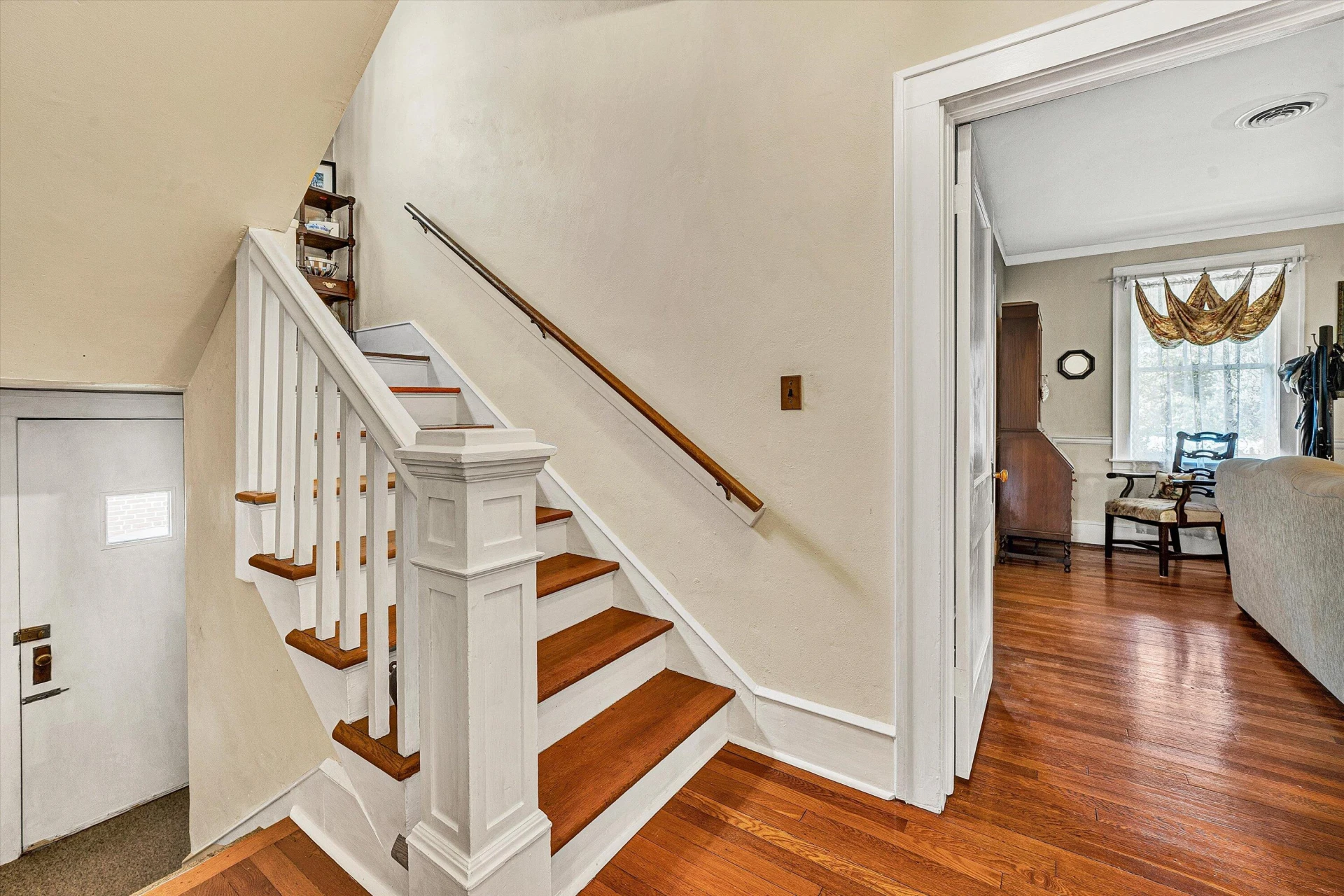 2435 Stanley AVE - Photo 23