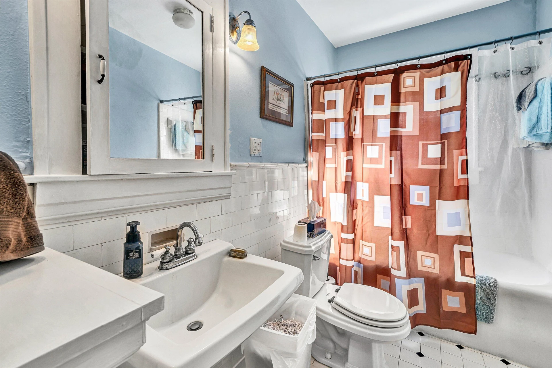 2435 Stanley AVE - Photo 31