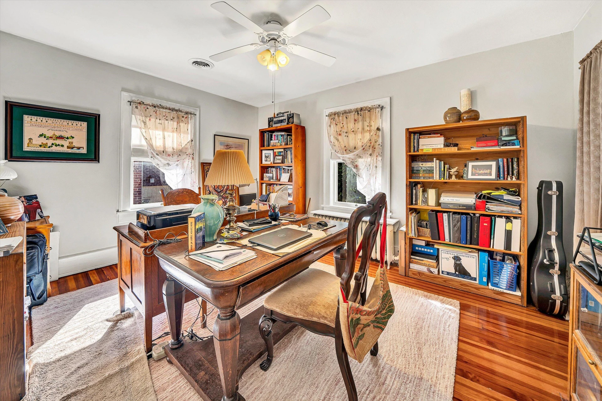 2435 Stanley AVE - Photo 32