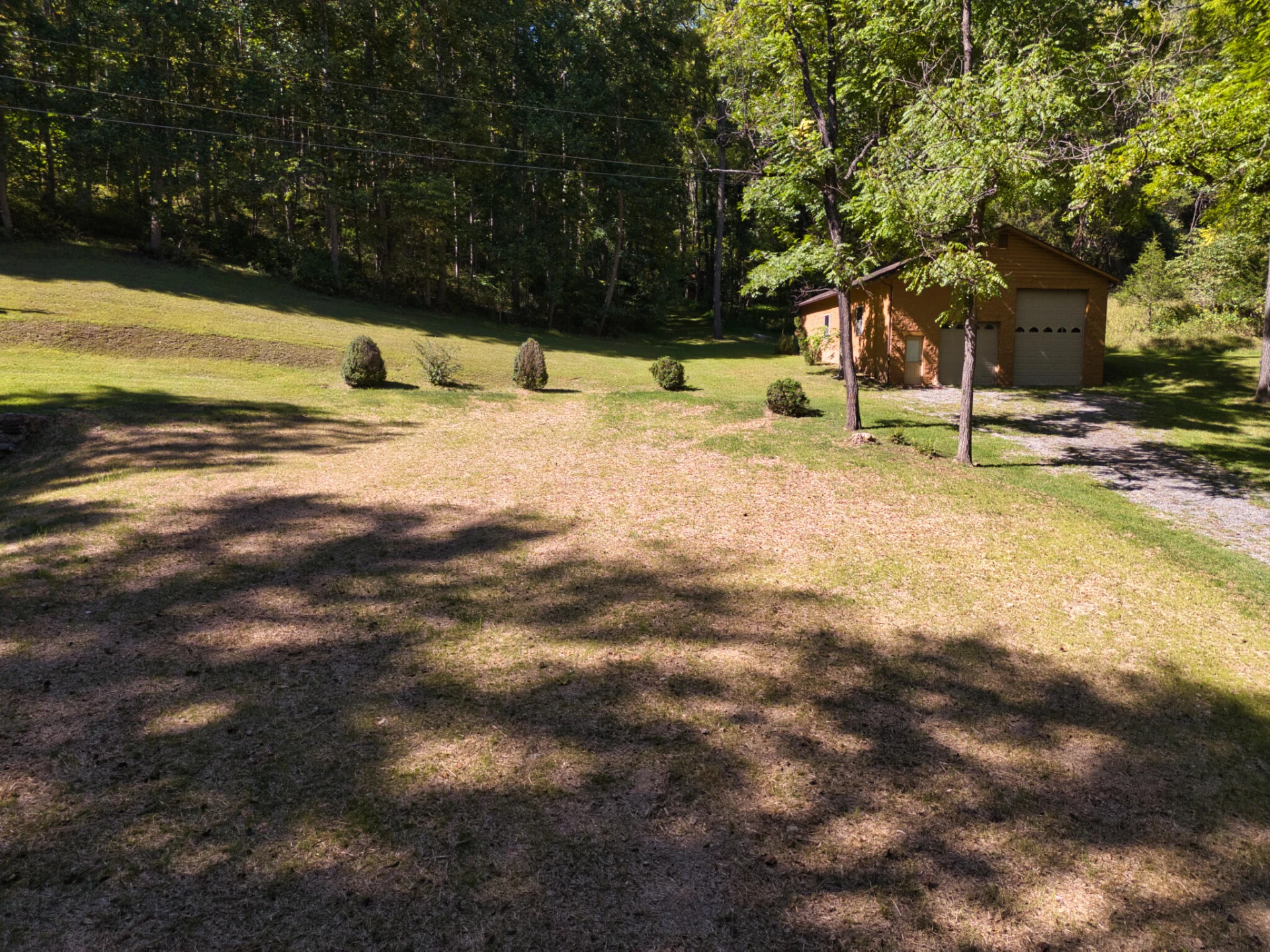 2554 Georges Run RD