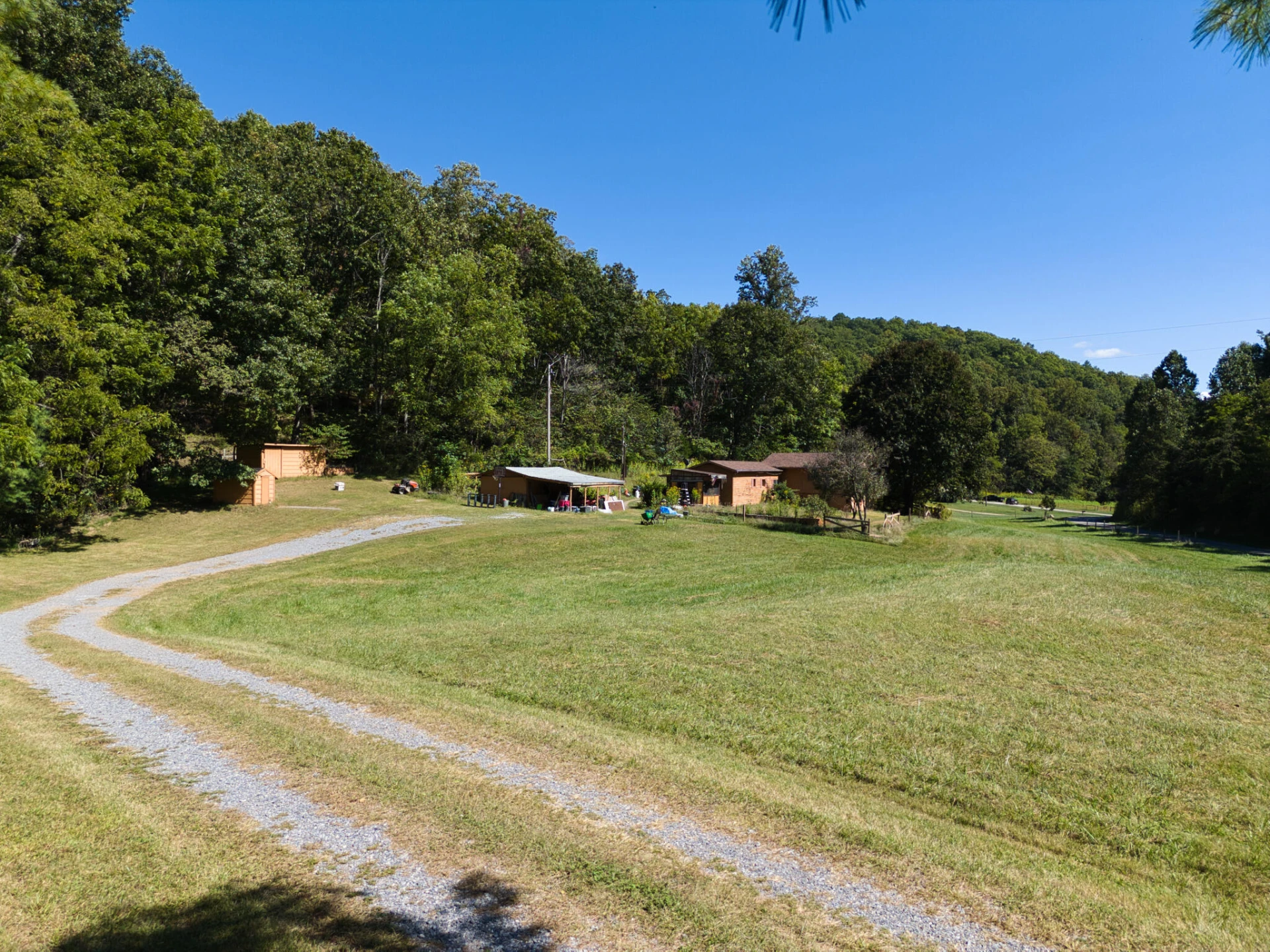2554 Georges Run RD - Photo 39