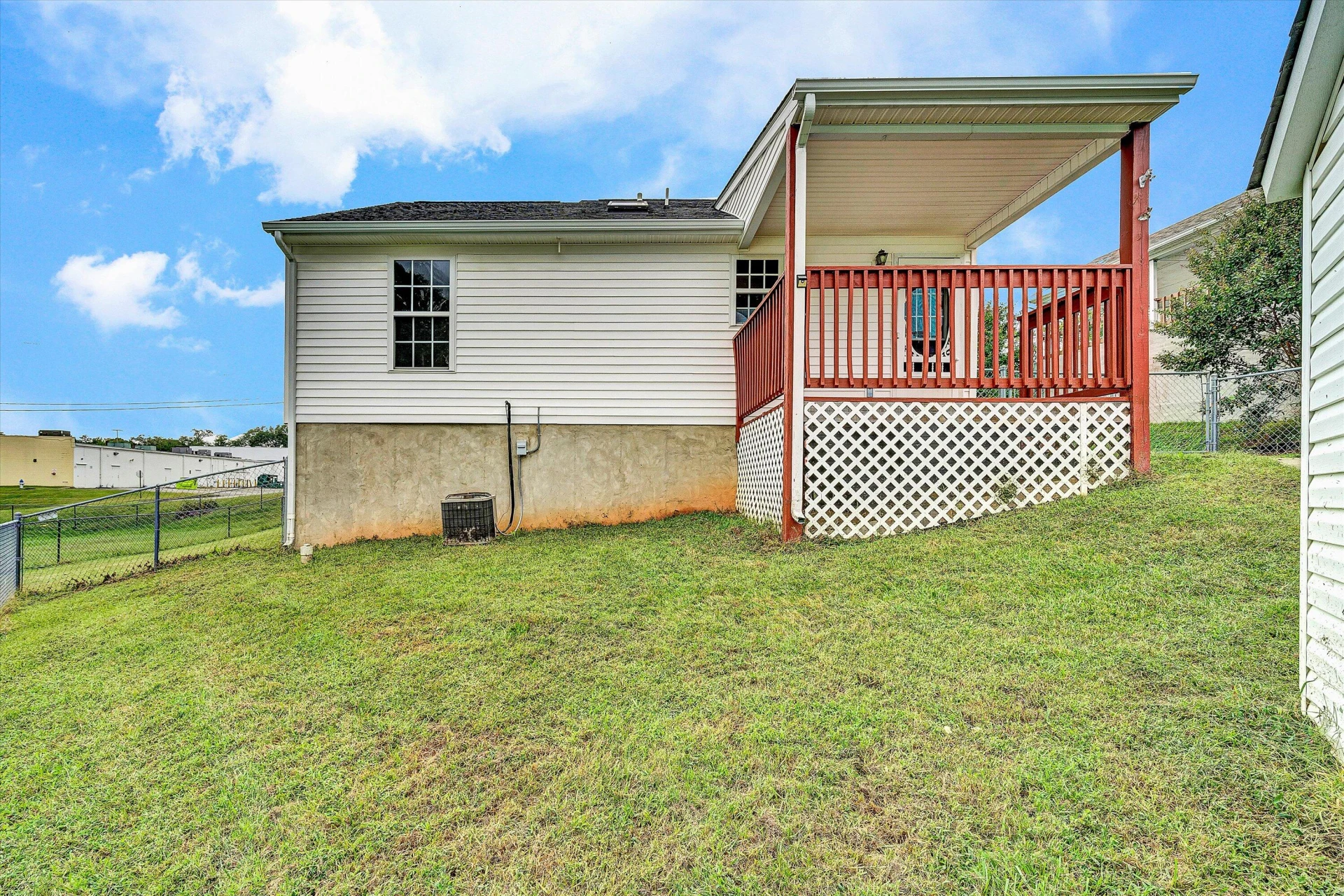 1421 24th ST - Photo 14