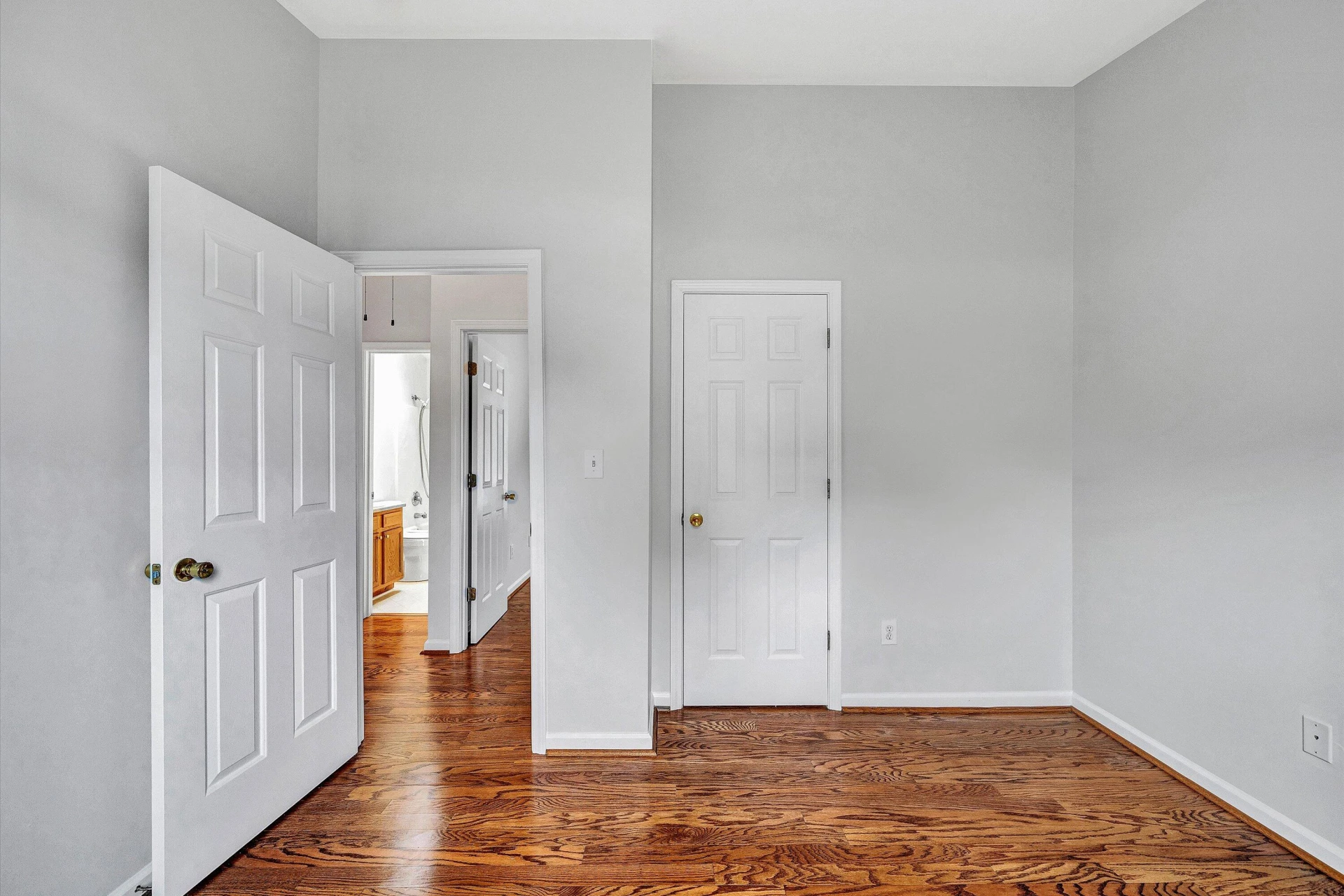 1421 24th ST - Photo 7